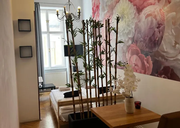 Διαμέρισμα Spring Roses Downtown Boutique On The Famous Vaci Fashion Street Free Coffee, Tee Βουδαπέστη